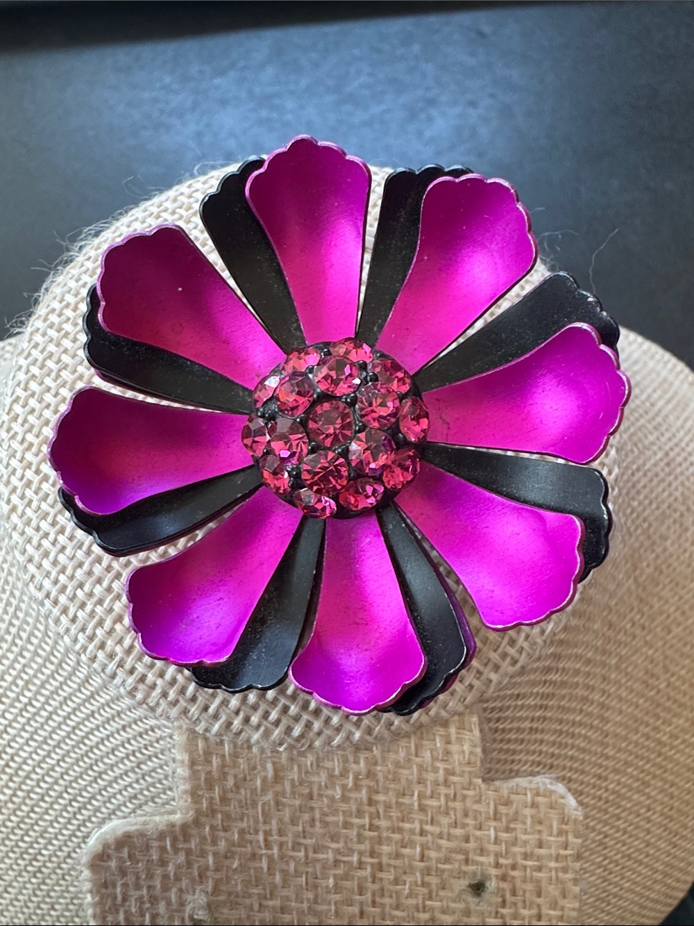 VTG 1960s Mod Purple and Black Anodized Aluminum Flower Power Brooch Pin